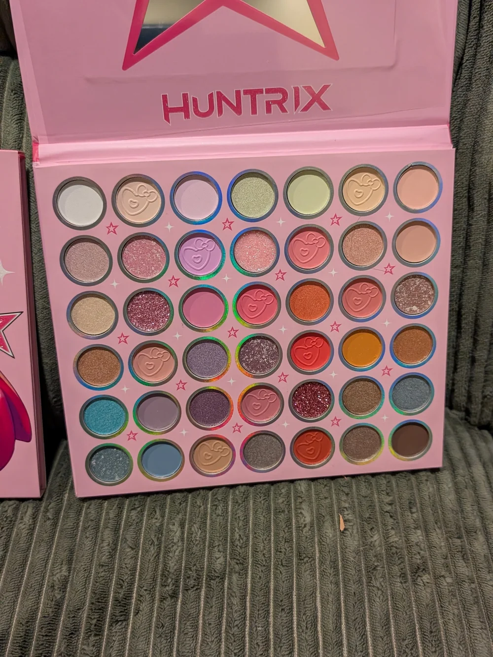 New K-pop Demon Hunters Large Eyeshadow Pallet - Picture 2 of 3